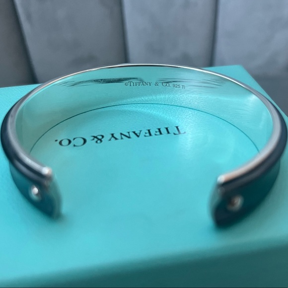 ❗️SOLD❗️Authentic Tiffany & Co. 1837 Midnight Titanium & Silver Cuff Bracelet - Picture 5 of 11